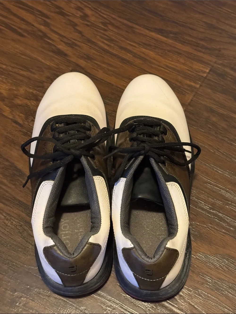 FootJoy classic lace